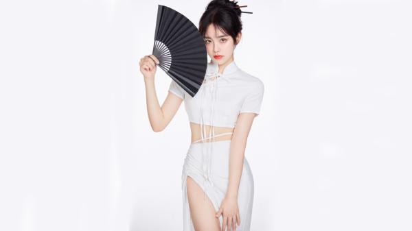 《穿成皇后独生女，我靠养妈躺平》小说章节列表免费试读 琳琅皇后小说阅读
