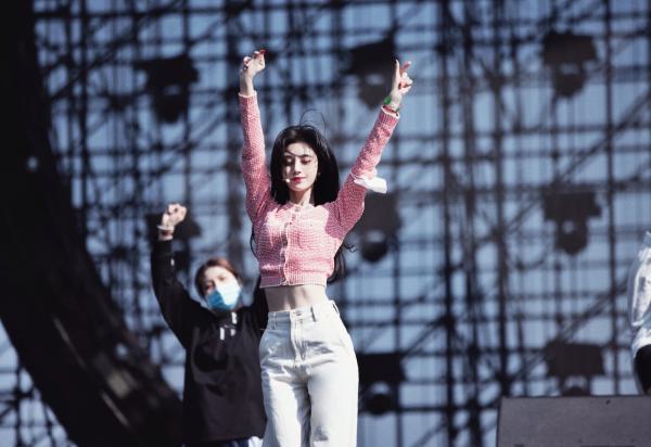 《时愿姜时珠》小说全文免费阅读 我飞升成仙后,偏爱妹妹的娘亲悔哭了小说阅读