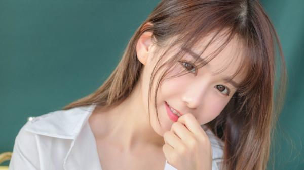 陈南李明雪全章节免费在线阅读 顶流身份曝光后，前妻和女儿爆哭完结版