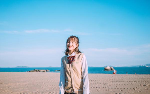 《全家看见弹幕后，送渣爹上断头台》唐婉容唐尚云小说在线阅读