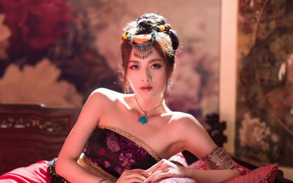 《千金重生归来，穿书女夺气运失败破大防》小说大结局精彩试读 时眠薄妄周小说全文