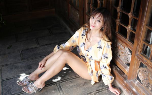 [韩无极姜瑶]在职锦衣卫，女帝深夜求我穿龙袍小说全文章节目录免费试读