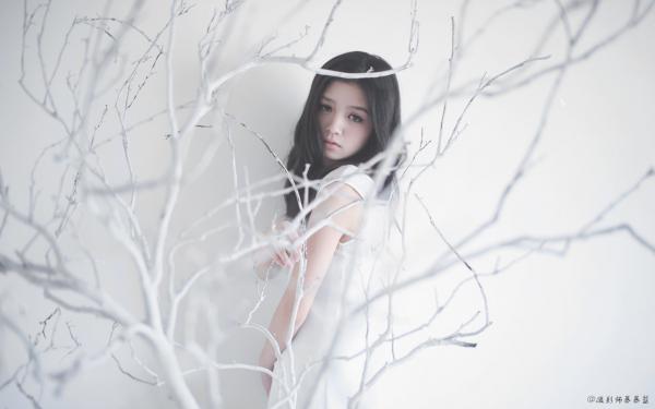 《经年一别故人梦》裴听白岑知意蓝希月全文免费阅读