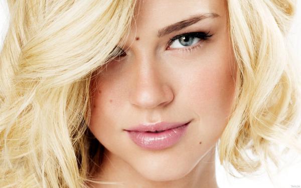 《隔壁的女总，每晚都想占有我》小说在线试读 《隔壁的女总，每晚都想占有我》最新章节列表