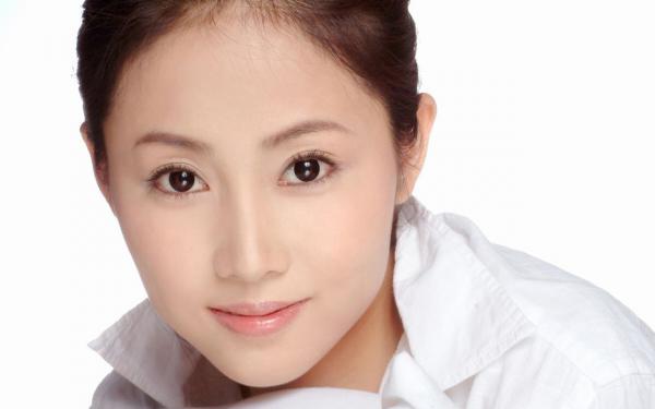 华娱，从成为天后的地下情人开始免费阅读(夏修竹冯小钢全本资源) 无广告