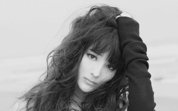 《顾邵阳柳依依》妻子突然给全屋上锁后，我果断离婚大结局免费阅读