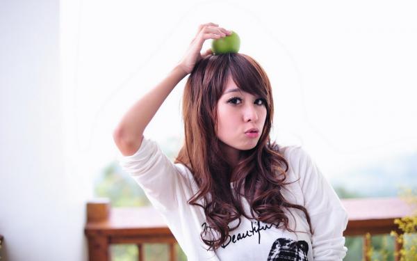 《衬托女主善良的恶毒女配陆青容》最新章节列表 第一章：当面对质