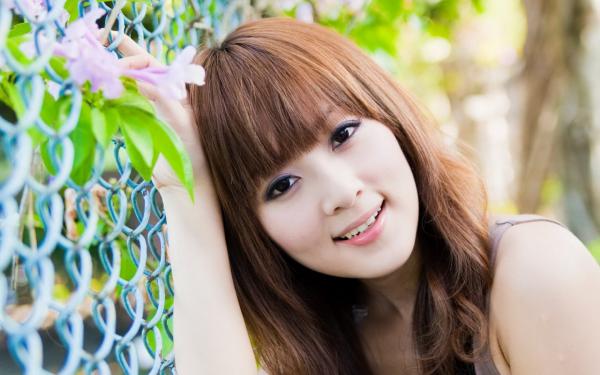 《替兄上朝，满朝文武陪我一起吃瓜》全文精彩章节在线阅读（封泽萱萧玦尘）