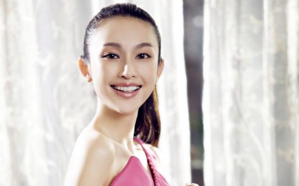 主角是娘娘步步为营，后位分分钟拿下的小说 第24章
